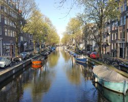 Amsterdam sans avion - histoire, design et émotion